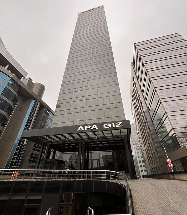 Apa Giz Plaza Offices